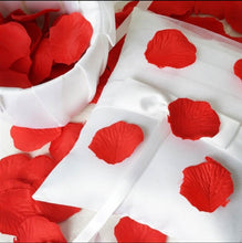 Load image into Gallery viewer, Rose petals for Valentines day 500 pcs a pack